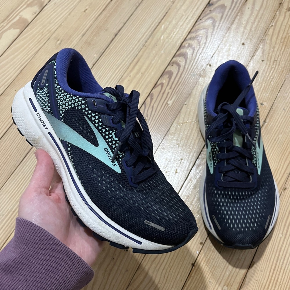 Brooks Ghost 14 Running Shoes Womens 6 Navy Blue Yucca Neutral Sneakers casual
